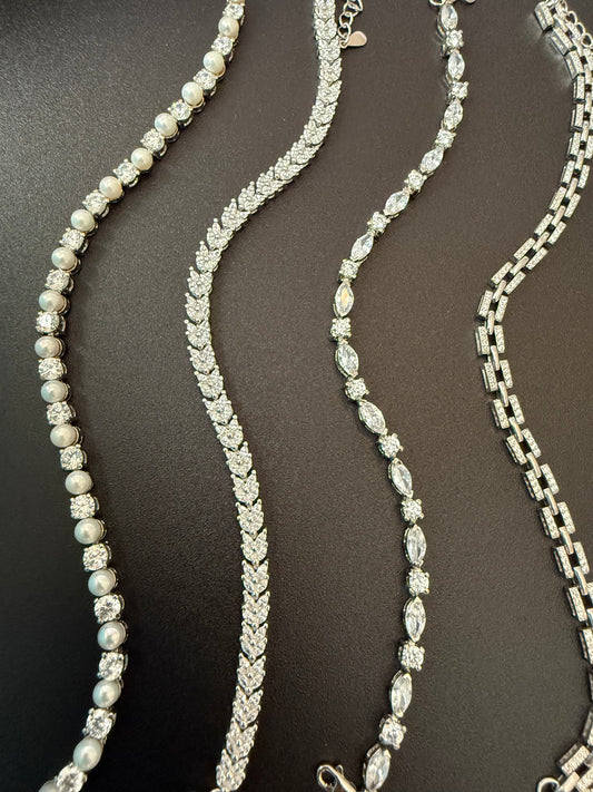 The Lyra Bracelet