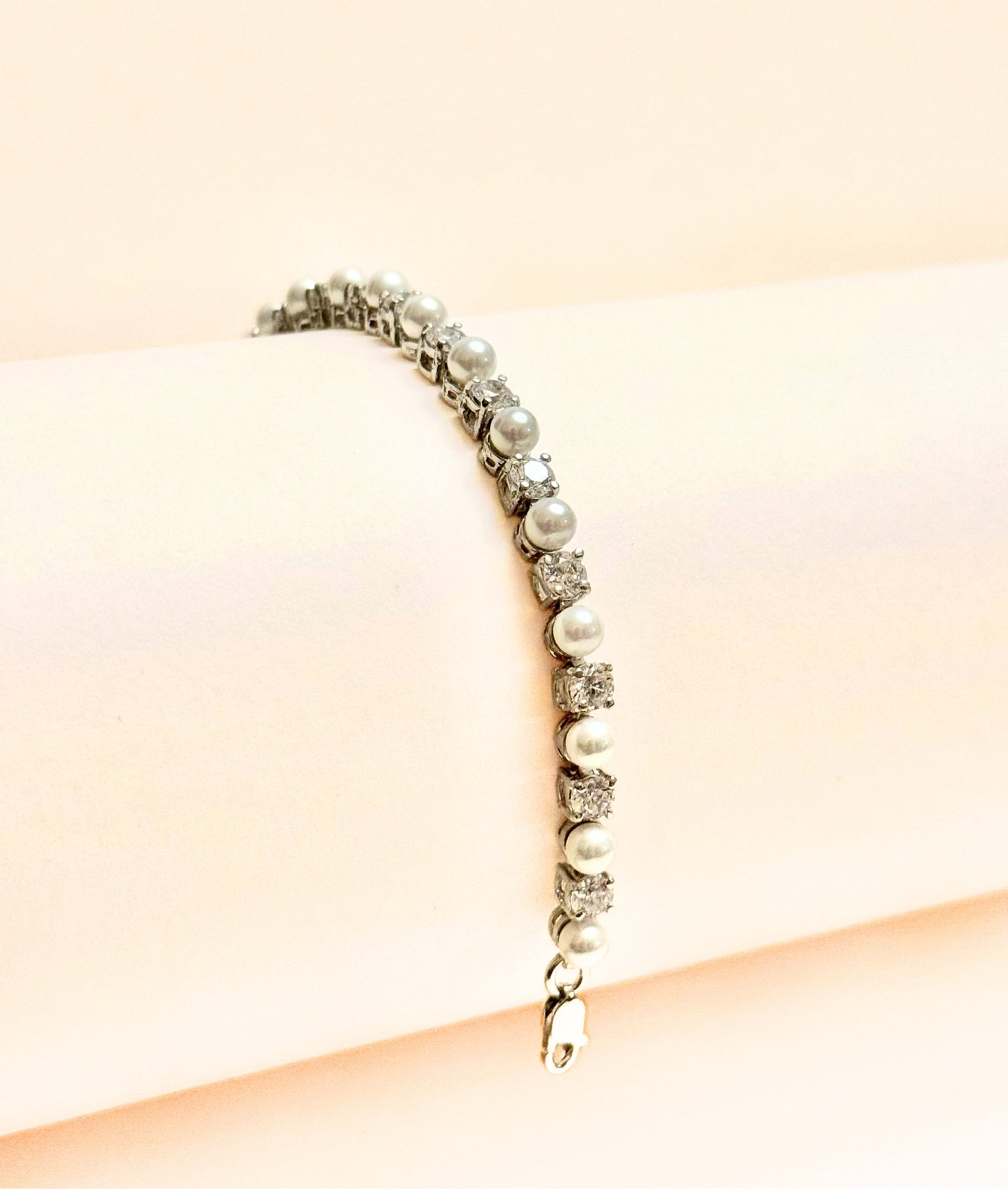 The Amara Bracelet